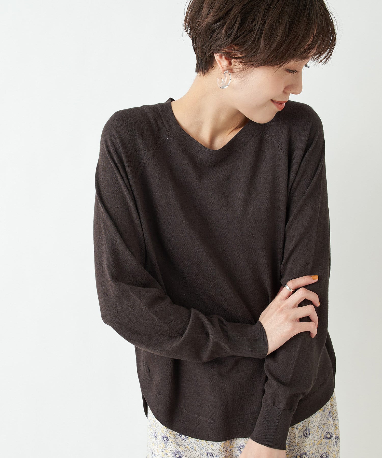 un dix cors(アンディコール) 【着心地も着回し力も抜群】ラウンドヘムプルオーバーニット