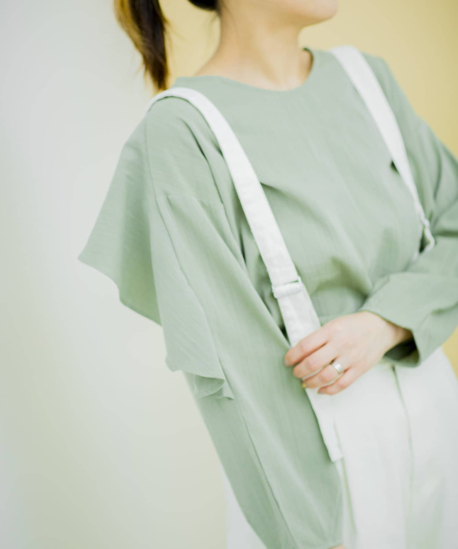 Web限定 カラーツイルサス付きパンツ Thevon ゼヴォン レディース Pal Closet パルクローゼット パルグループ公式ファッション通販サイト