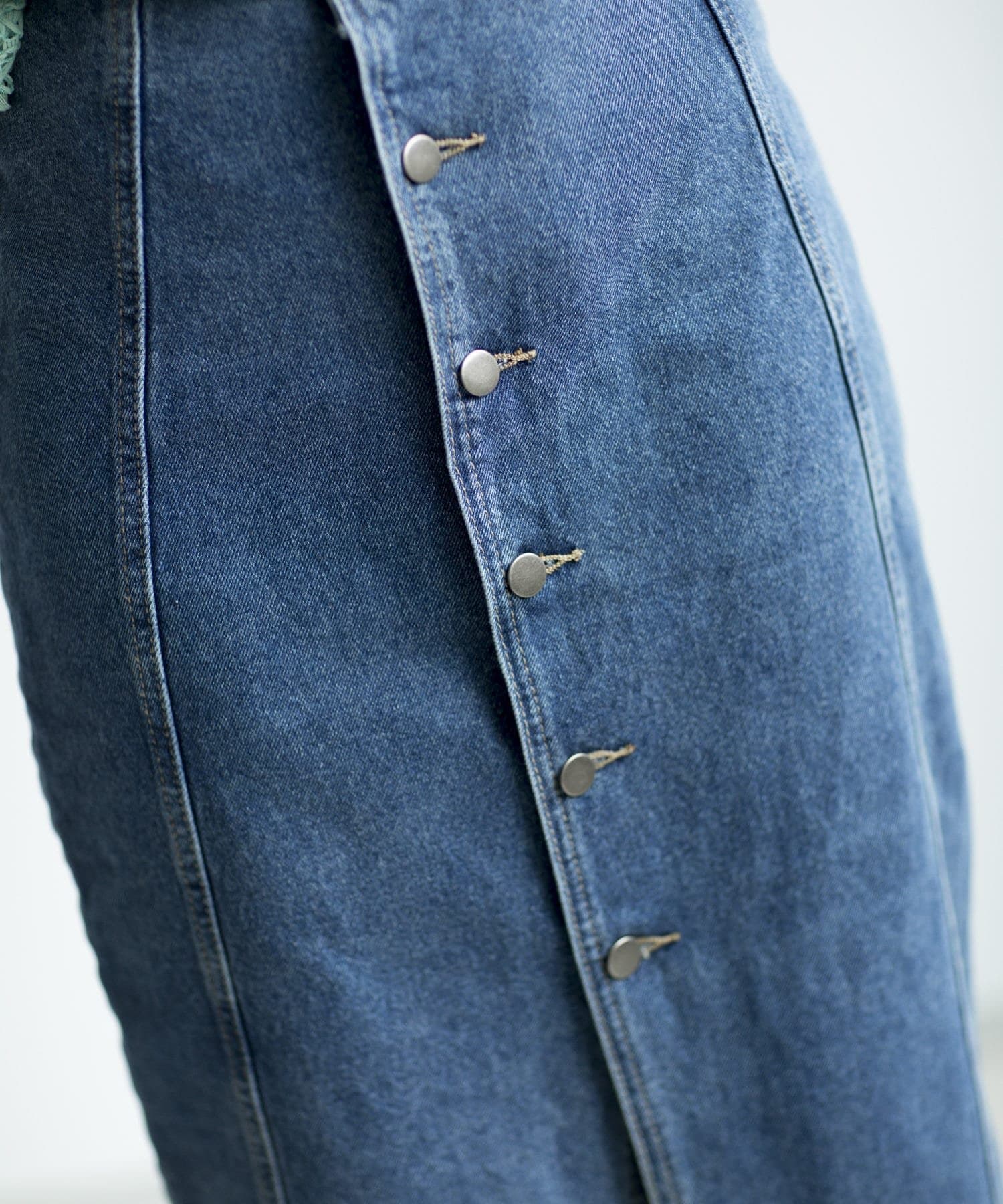 Web限定 フロントボタンデニムスカート Mona Belinda モナ ベリンダ レディース Pal Closet パルクローゼット パルグループ公式ファッション通販サイト