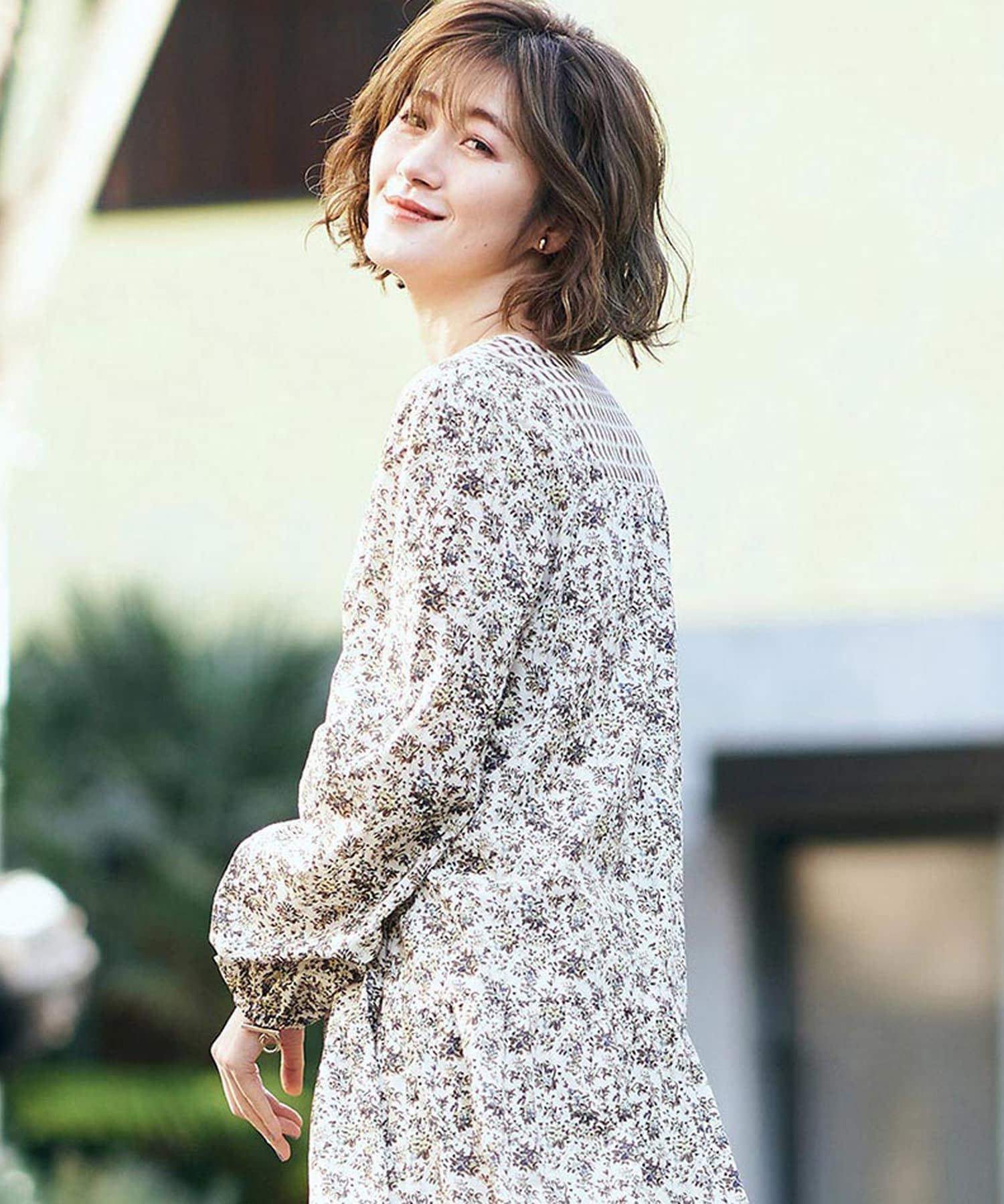 大人のワンピ 洗える Deveauxプリントティアードワンピース Rive Droite リヴドロワ レディース Pal Closet パルクローゼット パルグループ公式ファッション通販サイト