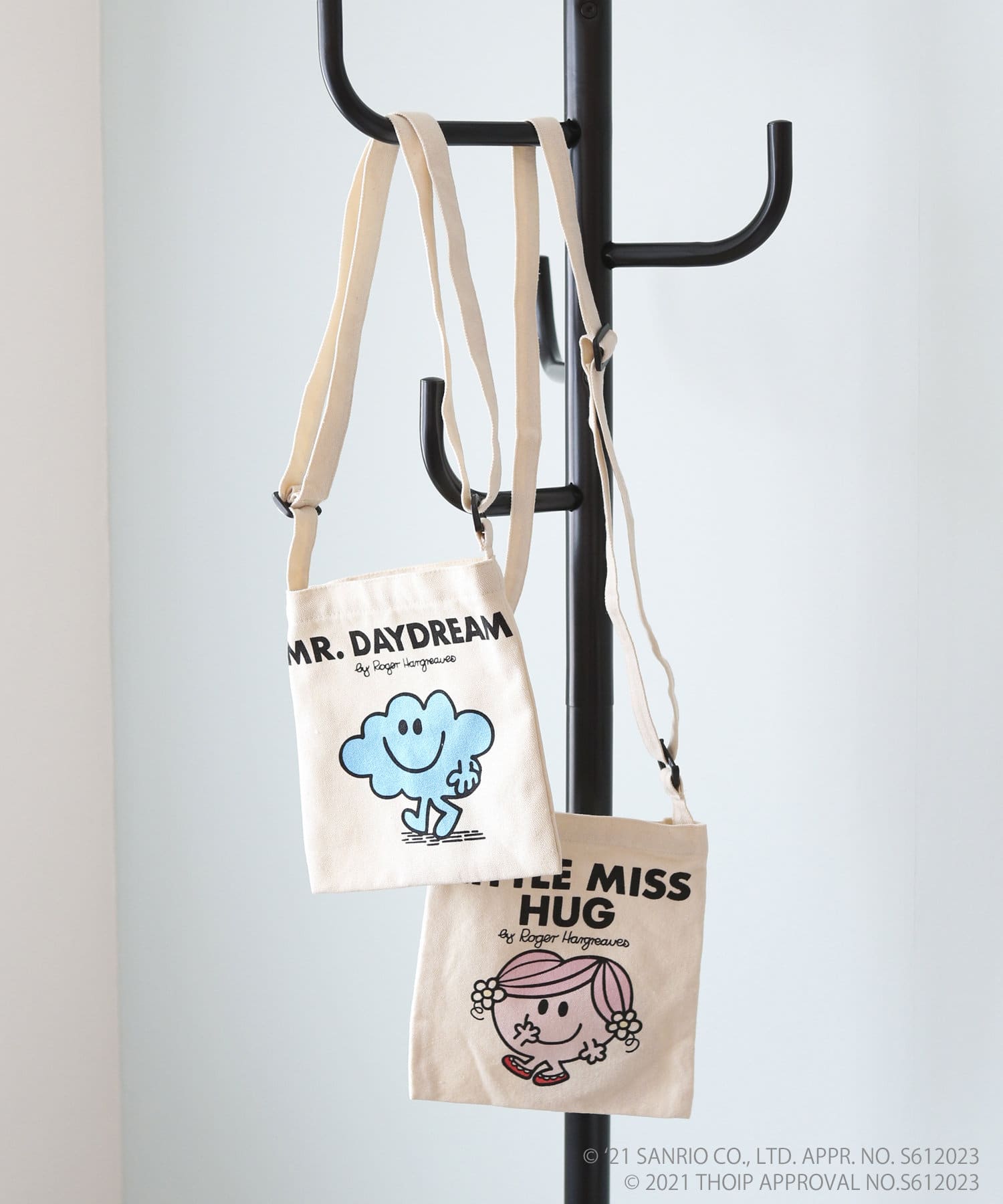 Mr Men Little Miss キャンバスポシェット Asoko アソコ 店舗在庫リスト Pal Closet パルクローゼット パルグループ公式ファッション通販サイト Pal Closet パルクローゼット パルグループ公式ファッション通販 サイト