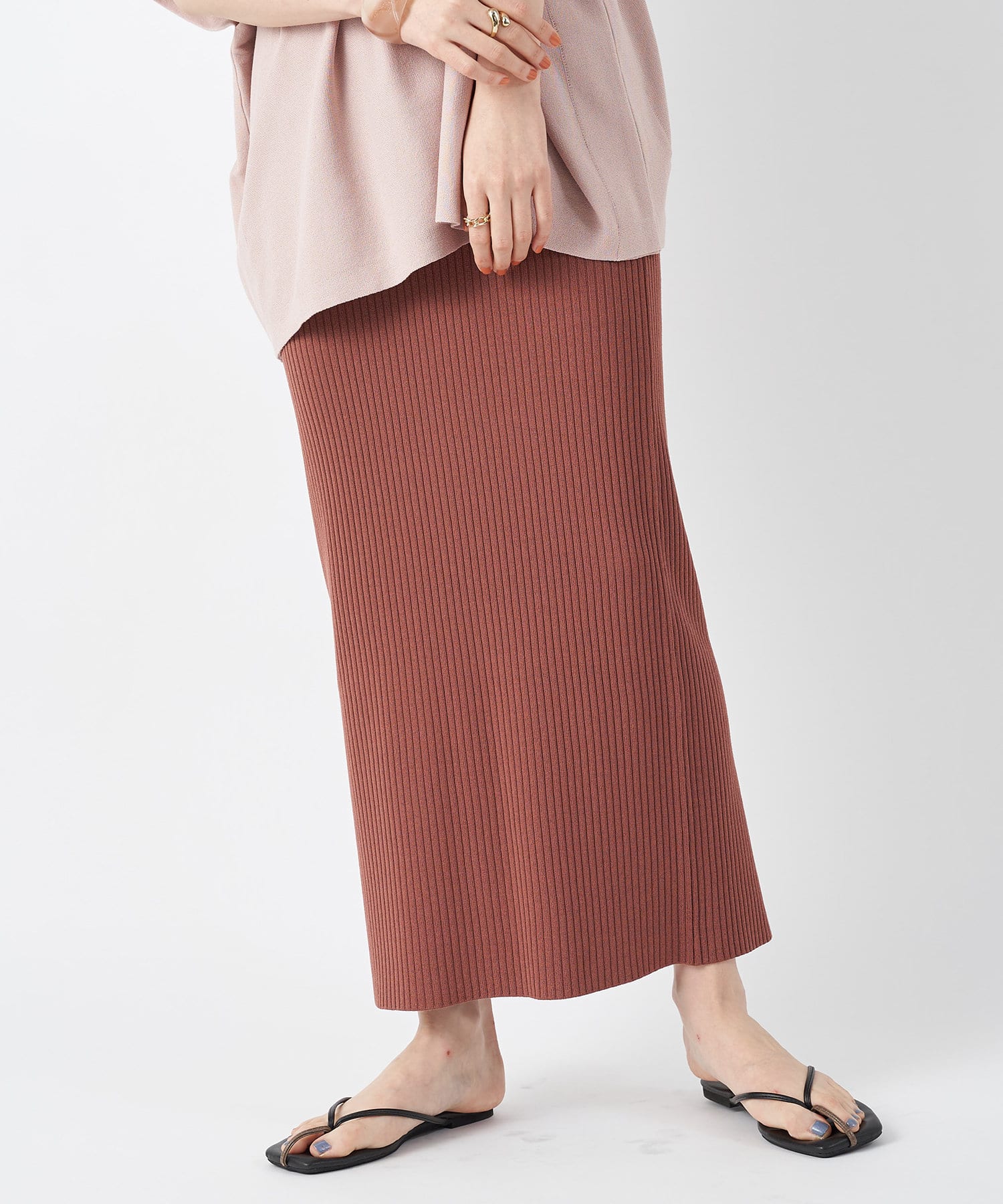 un dix cors(アンディコール) 【シルエットが女性らしい】クールタッチハリヌキマキシスカート