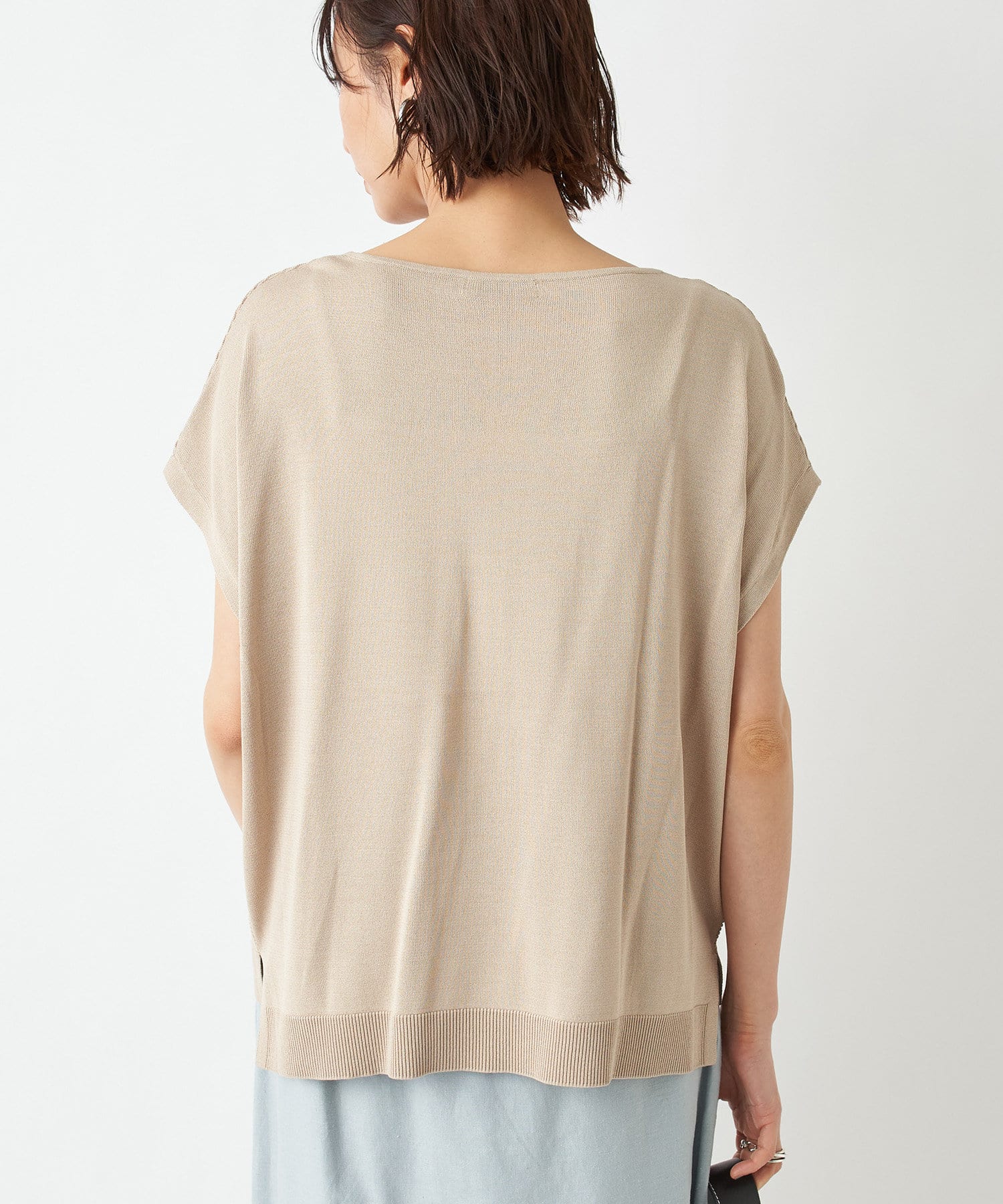 un dix cors(アンディコール) 【1枚でもサマになる】フロントガーターフレンチスリーブニット