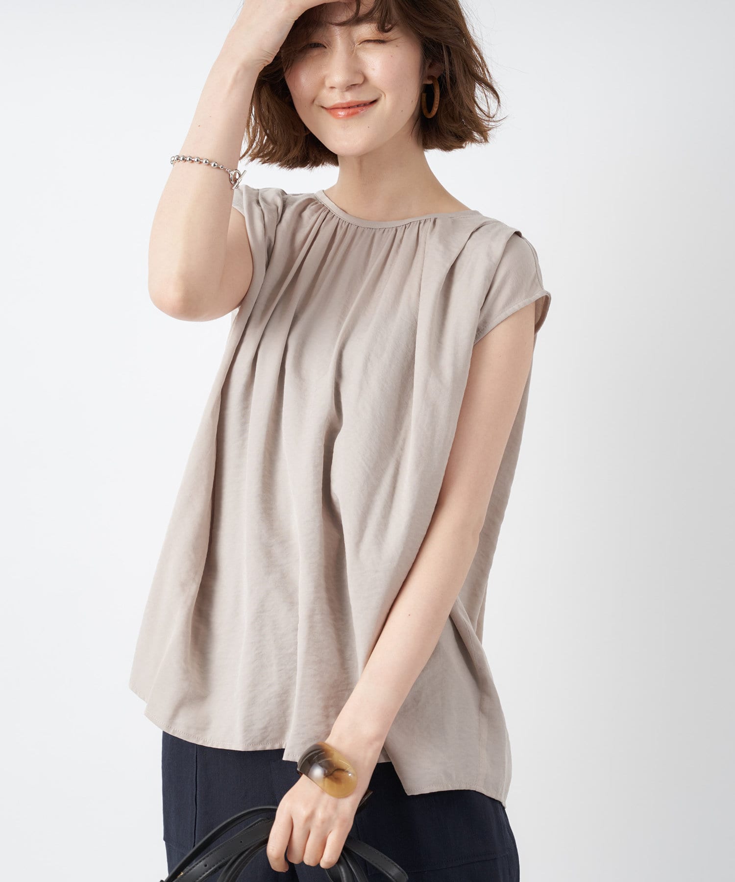 un dix cors(アンディコール) ここでしか手に入らない！【WEB限定】ギャザーブラウス