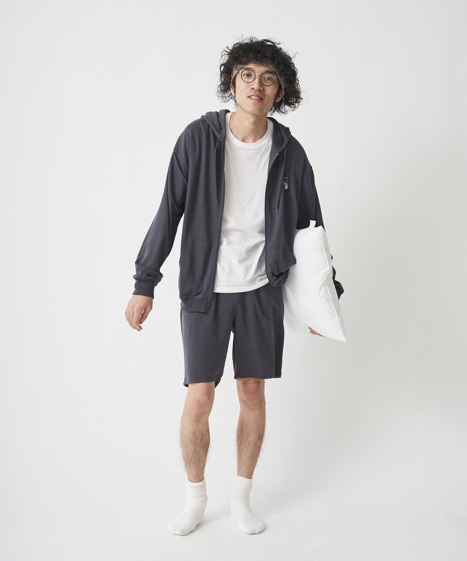 Peanuts ピーナッツ バックプリントパーカー ルームウェア Cpcm シーピーシーエム レディース Pal Closet パルクローゼット パルグループ公式ファッション通販サイト