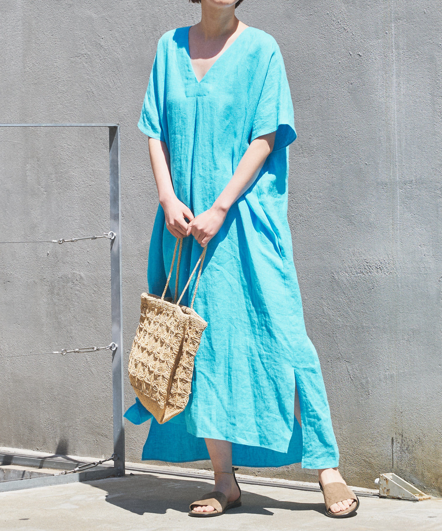 Sure Feel リネンvネックオーバーワンピース Livetart リヴェタート レディース Pal Closet パルクローゼット パルグループ公式ファッション通販サイト