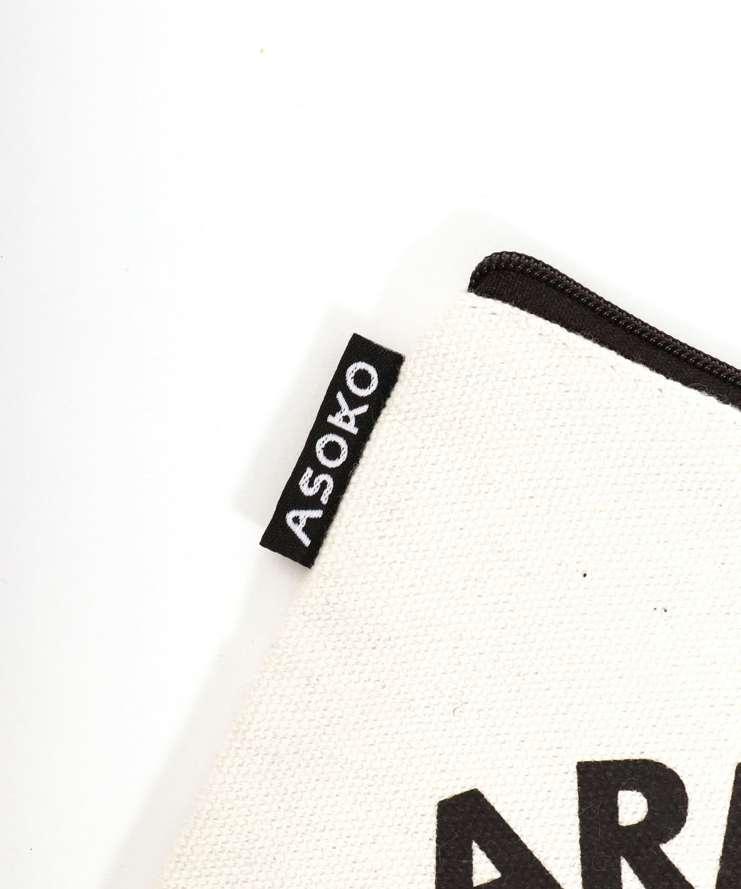 Asoko Web限定sale ご当地 Smileポーチ 3coins スリーコインズ レディース Pal Closet パルクローゼット パルグループ公式ファッション通販サイト