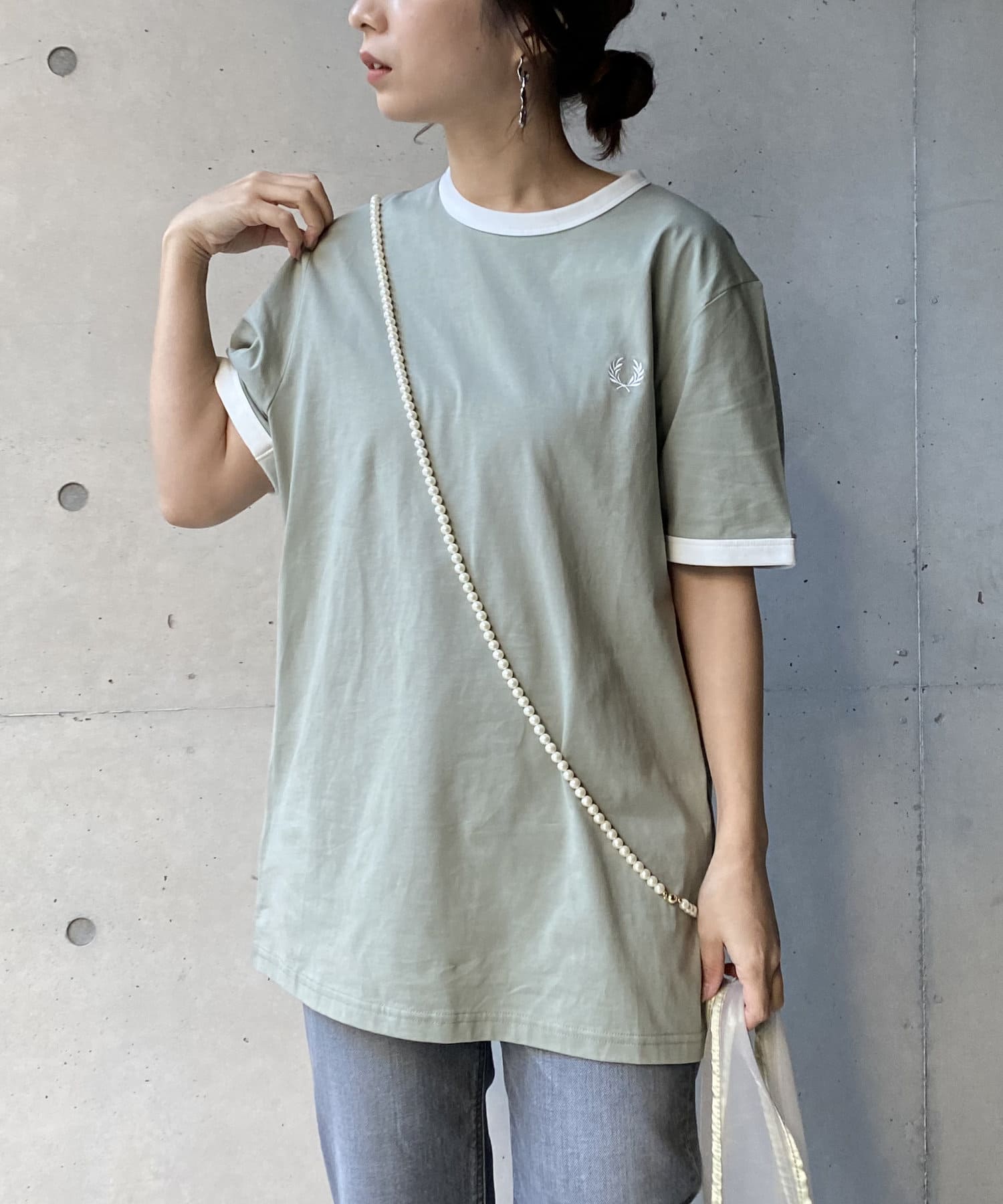 Web限定 Fred Perry フレッドペリー バイカラーtシャツ Capricieux Le Mage カプリシュレマージュ レディース Pal Closet パルクローゼット パルグループ公式ファッション通販サイト