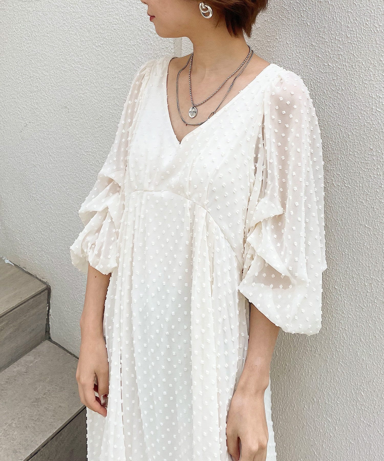 SALON by Chico限定】5分袖ドットシフォンロングワンピース | Chico 