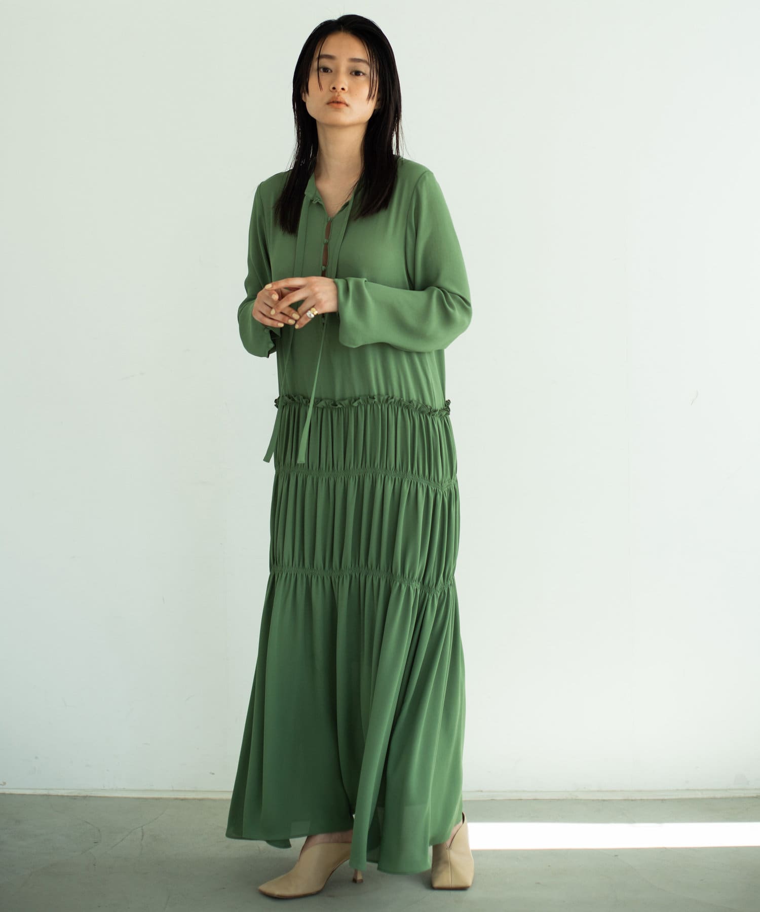 大草直子さんコラボ シャーリングティアードワンピース Gallardagalante ガリャルダガランテ レディース Pal Closet パルクローゼット パルグループ公式ファッション通販サイト