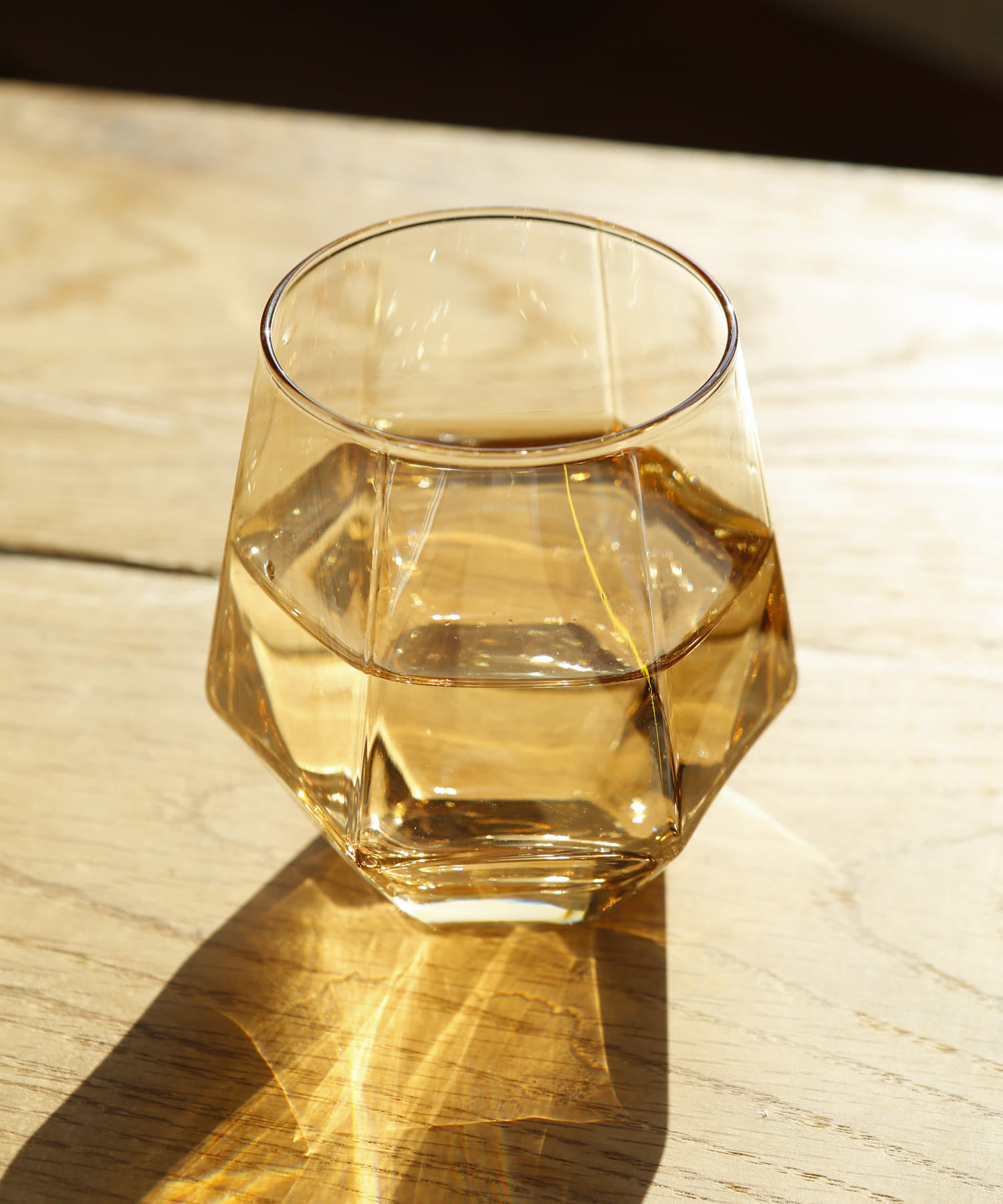 Web限定商品 六角オーロラグラス 3coins スリーコインズ ホーム Pal Closet パルクローゼット パルグループ公式ファッション通販サイト