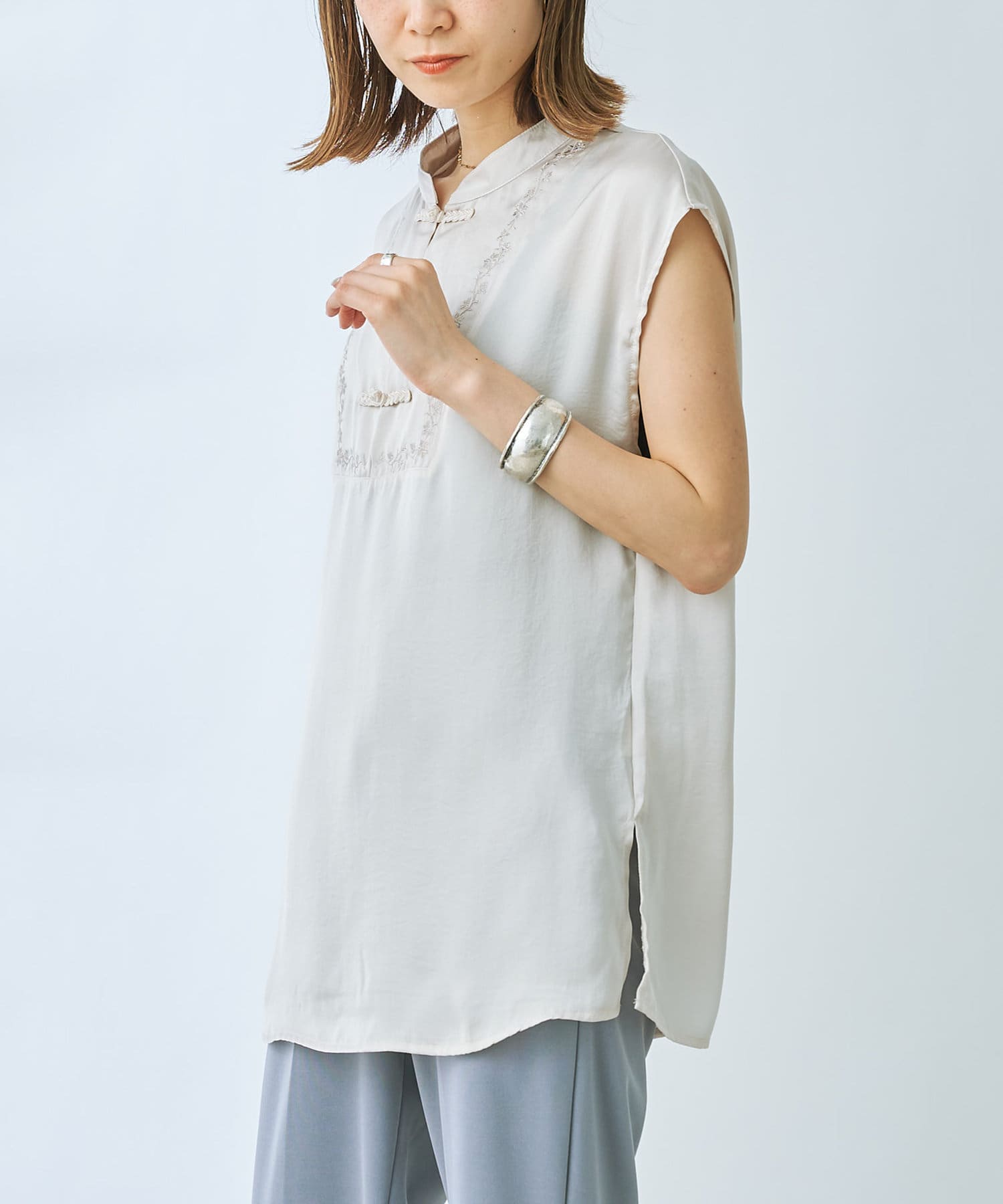 WEB限定》フレンチスリーブチャイナ風刺繍ブラウス | prose