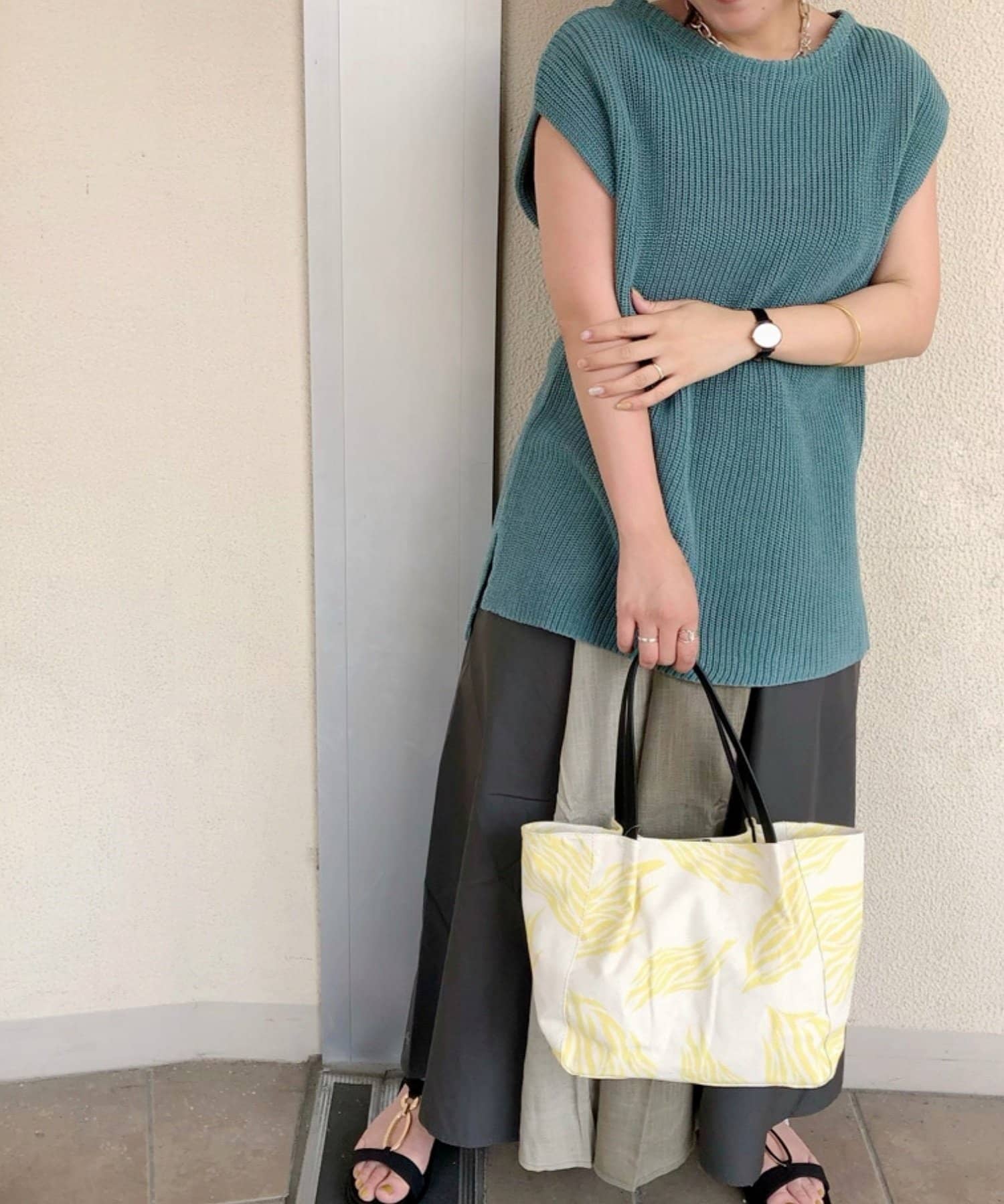 リネンライクな涼しげ素材 ノースリニットベスト Pal Collection パルコレクション レディース Pal Closet パルクローゼット パルグループ公式ファッション通販サイト