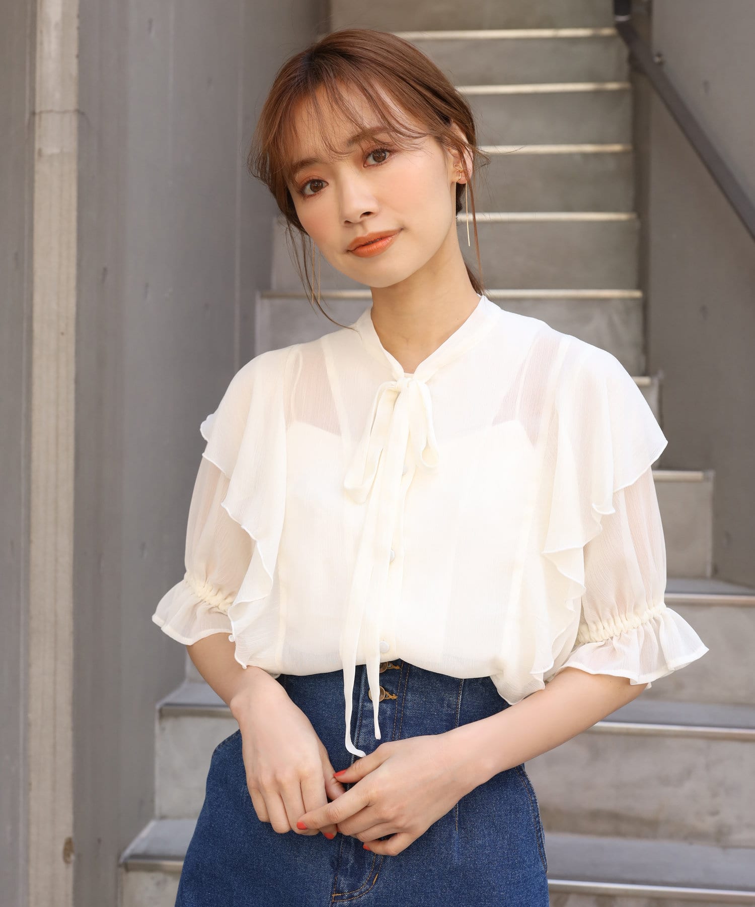 動画あり ボウタイ肩フリルブラウス One After Another Nice Claup ワンアフターアナザー ナイスクラップ レディース Pal Closet パルクローゼット パルグループ公式ファッション通販サイト