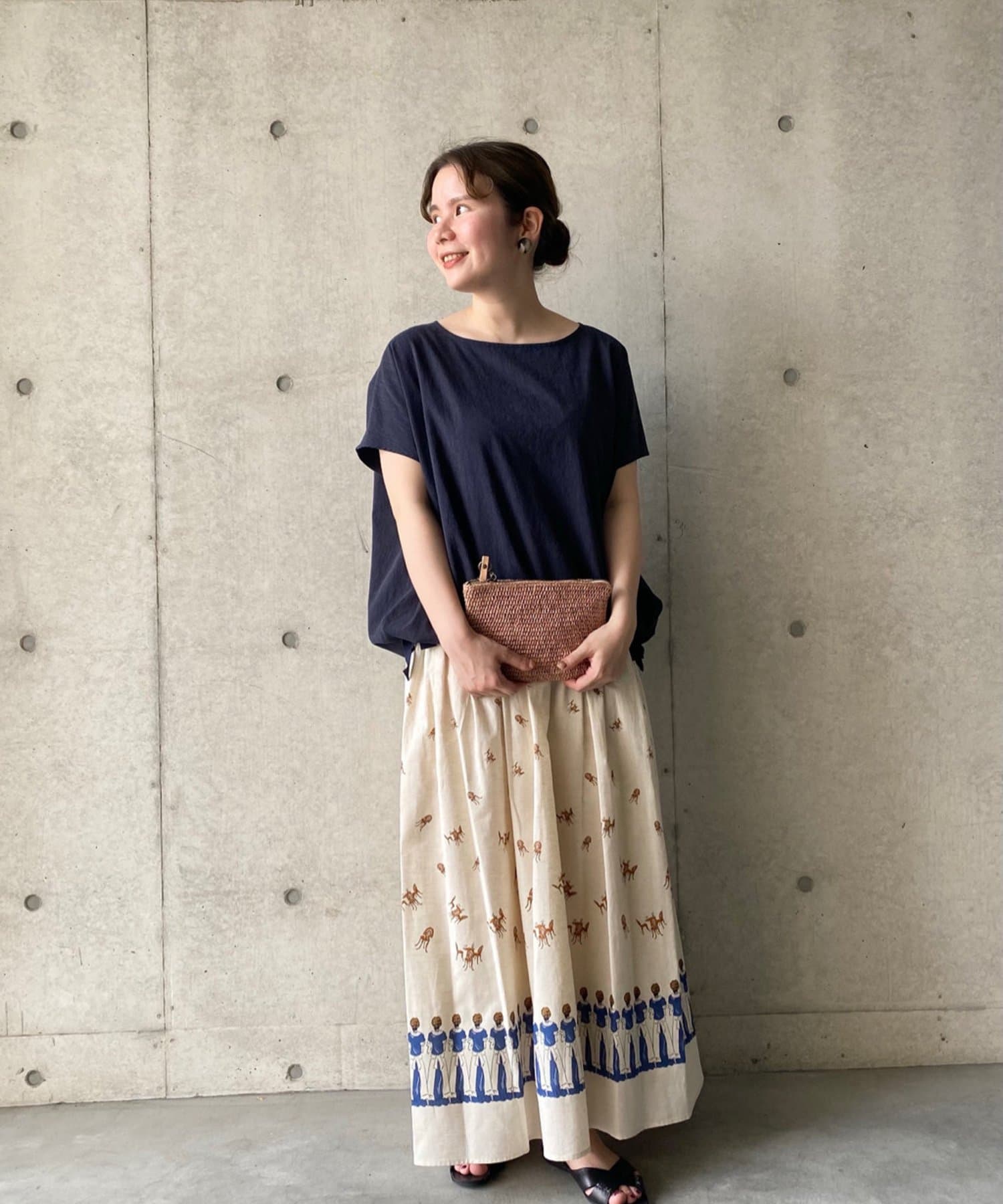 正規品 円 今季新品ビアズリー 喫茶店プリント ロングスカート アイボリー 限定製作