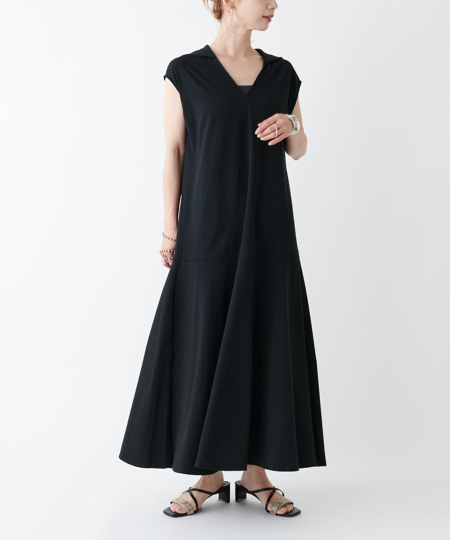 馴染みのある面影に現在を セーラーカラーカットワンピース Collage Gallardagalante コラージュ ガリャルダガランテ レディース Pal Closet パルクローゼット パルグループ公式ファッション通販サイト