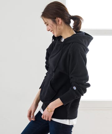 【Champion】P/OHOODEDSWEATSHIRT