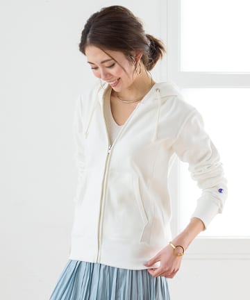 【Champion】ジップフードパーカー