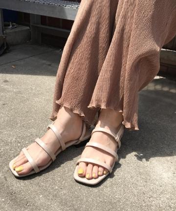 細紐レザーサンダル
