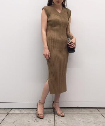 ノースリVニットワンピース