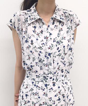 【Awfully】フローラルブラウス