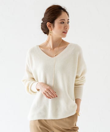 カシミヤ100畦Vネックニット