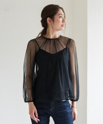 チュールパフブラウス