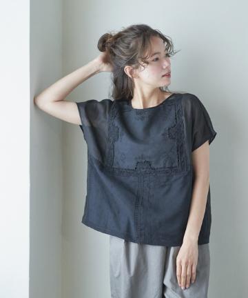 スワトウハンカチ刺繍プルオーバーブラウス