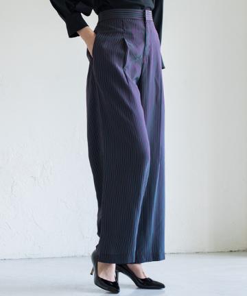 クラシックストライプパンツ
