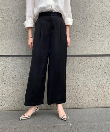 クラシックパンツ