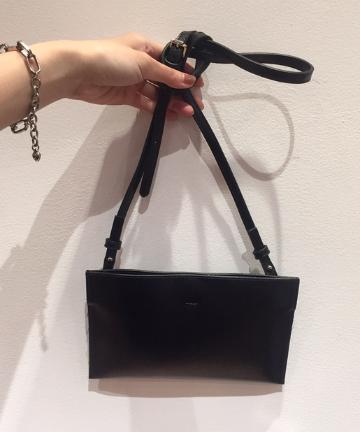 【YAHKI】ウォレットバッグ