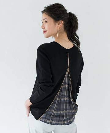 バックZIPニット