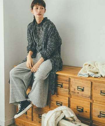 【Kazumiさん着用 2019AW】小花プリントターンバックワンピース