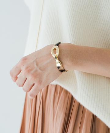 【a.v.max】べっ甲ブレス