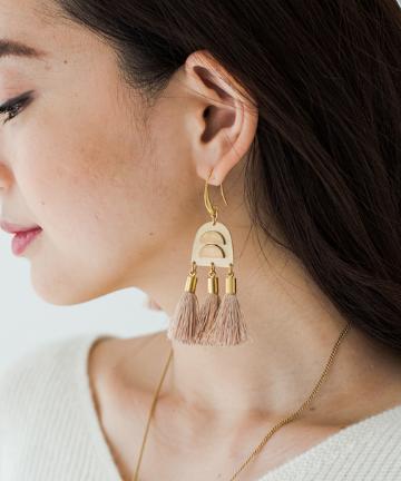 【DAVID AUBREY】 ピンクフリンジピアス