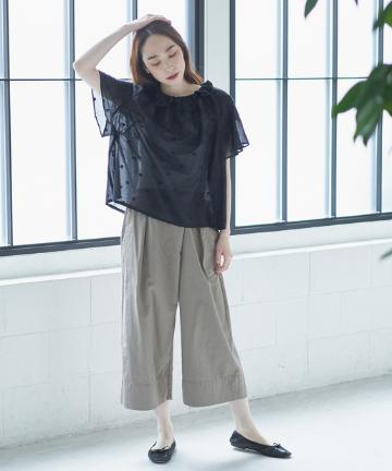 タックワイドパンツ