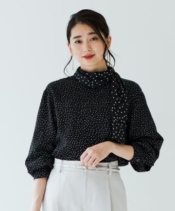 ドットブラウス