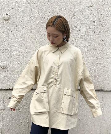 ブラインドホックコーデュロイシャツ