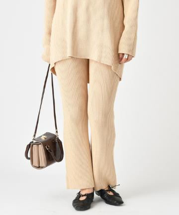 リブニットパンツ