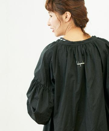 ロゴ刺繍前アキワンピース 【日本製】