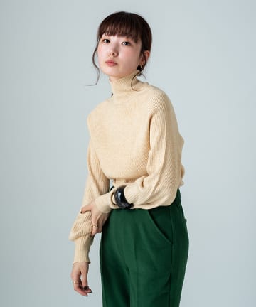 リブ切り替えハイネックニット