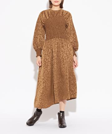 【Awfully】ジャガードシャーリングワンピース