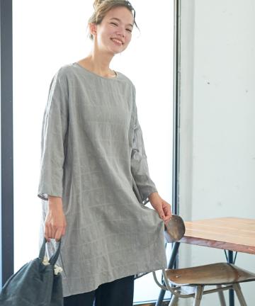 ボタニカルステッチワーク刺繍ワンピース