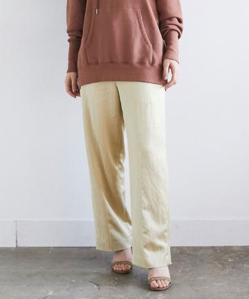 サテンストレートパンツ