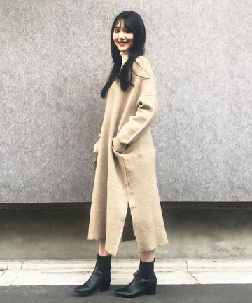 ウール混Vネックワンピース