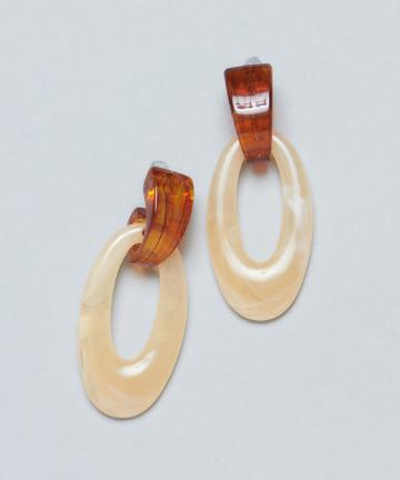 アクリルオーバルピアス