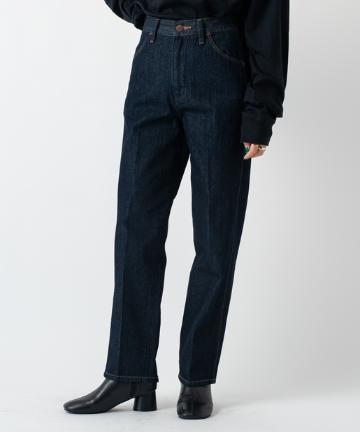 Wrangler ストレートデニム