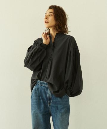 ボリュームスリーブブラウス【オンラインストア限定商品】