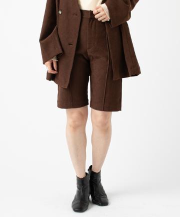 美脚ストレッチハーフパンツ