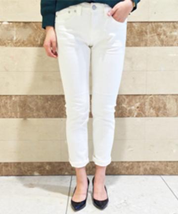 YANUKCECILホワイトデニムパンツ